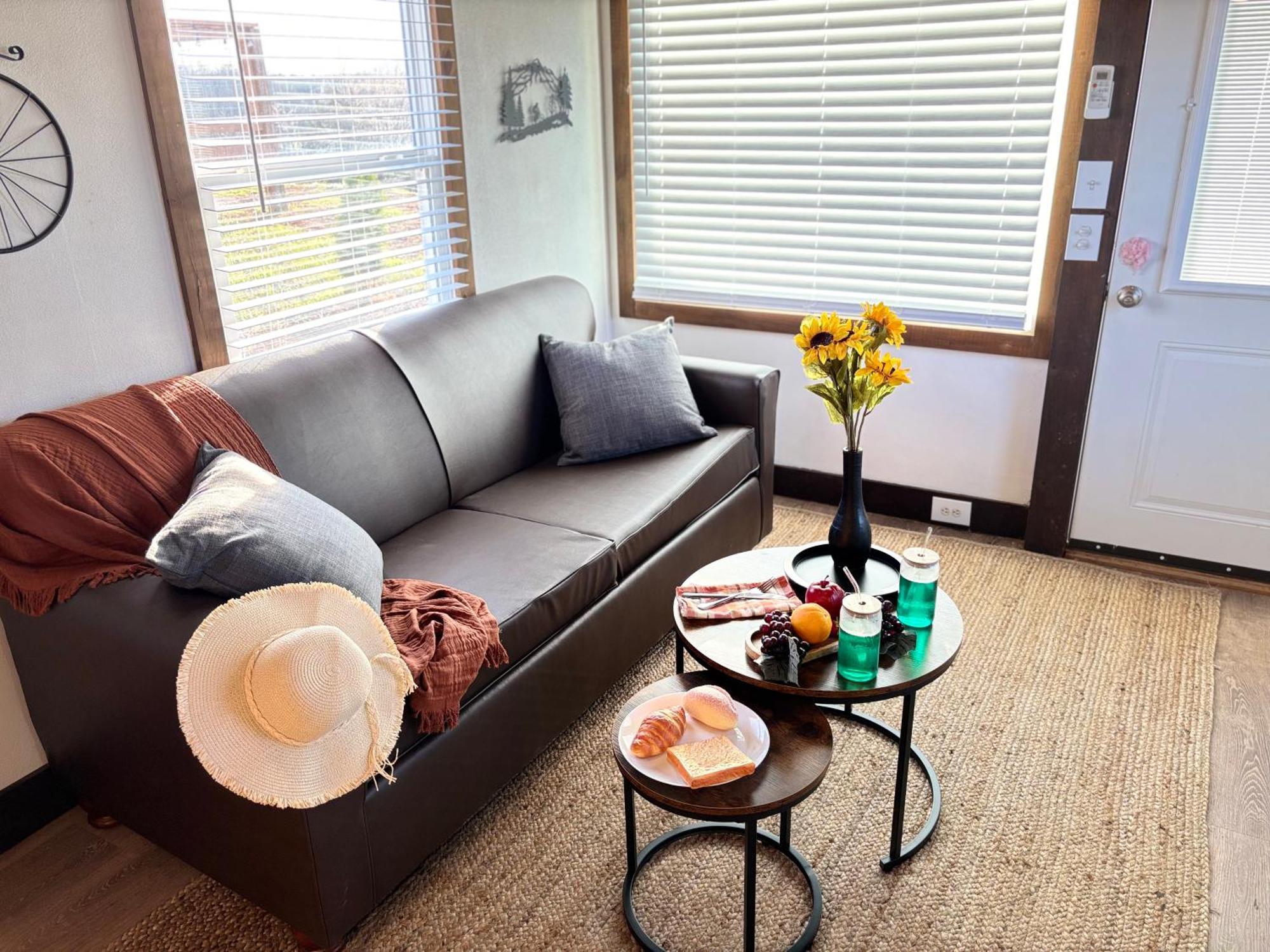 Sojourn Lodging セバービル エクステリア 写真